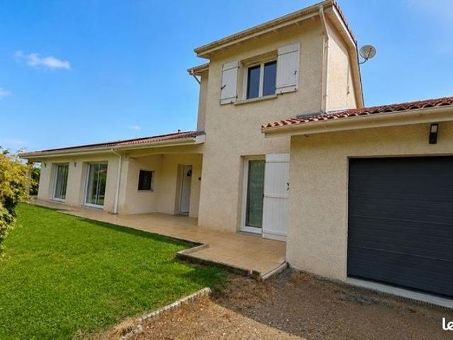Maison 7 pièces 277 m²