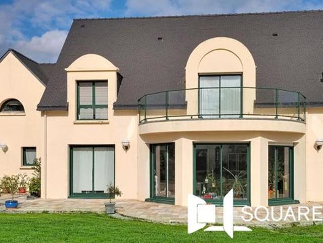 Maison 7 pièces 278 m²
