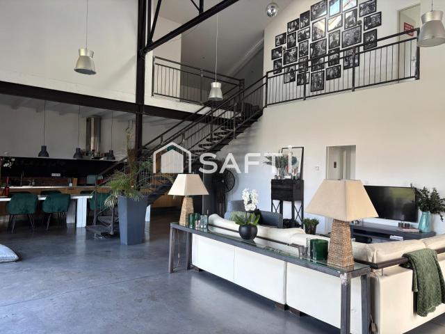 Maison 7 pièces 278 m²