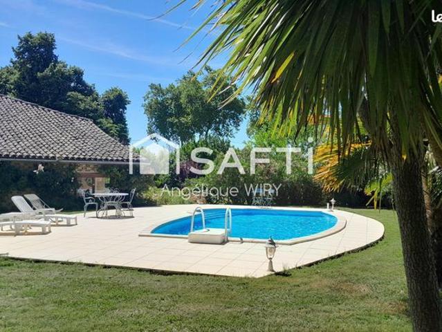 Maison 7 pièces 278 m²