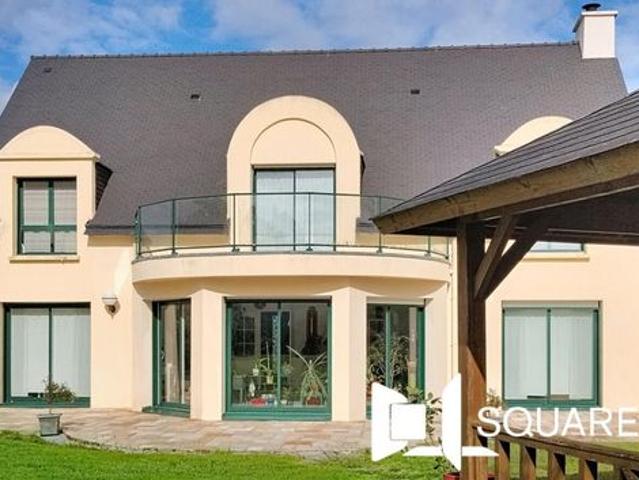 Maison 7 pièces 278 m²