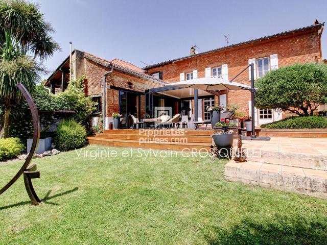 Maison 7 pièces 270 m²