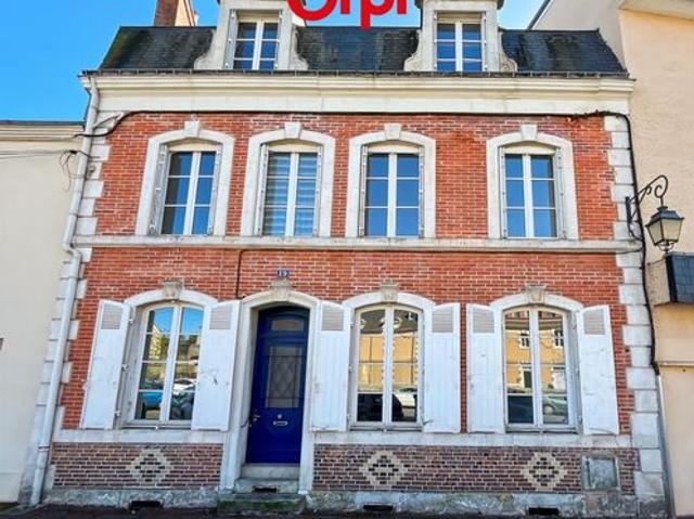 Maison 7 pièces 270 m²