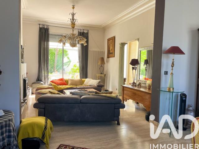 Maison 7 pièces 270 m²