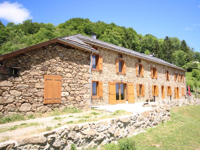 Maison 7 pièces 270 m²