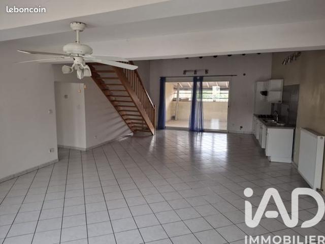 Maison 7 pièces 270 m²