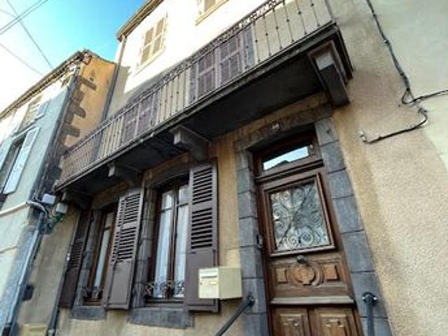 Maison 7 pièces 270 m²