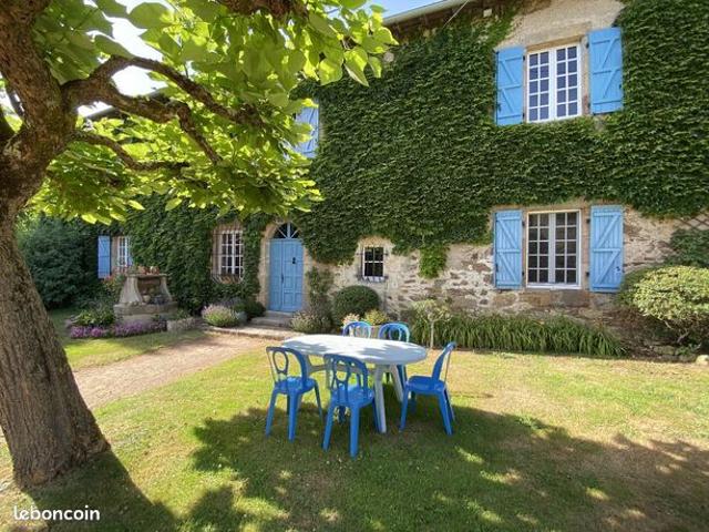 Maison 7 pièces 271 m²