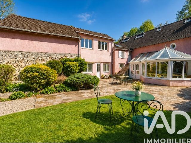 Maison 7 pièces 271 m²