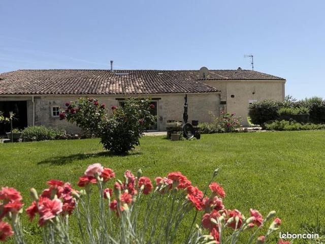 Maison 7 pièces 271 m²