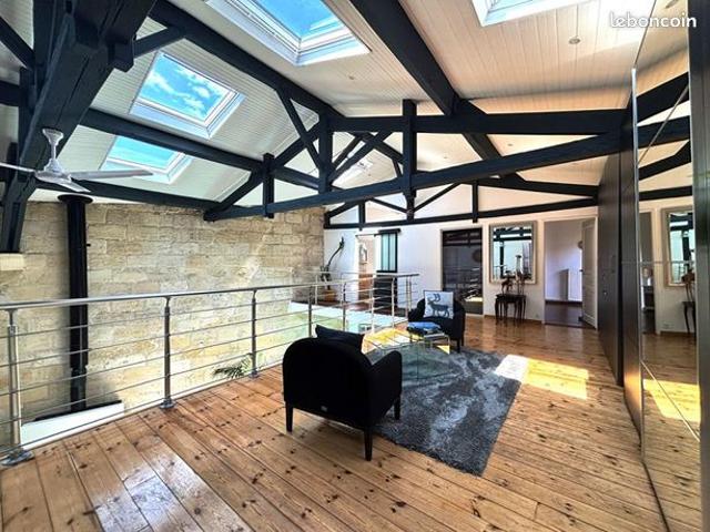 Maison 7 pièces 272 m²