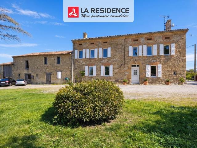 Maison 7 pièces 272 m²