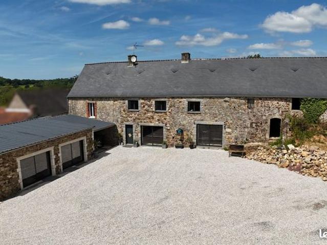 Maison 7 pièces 272 m²