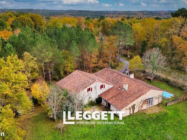Maison 7 pièces 272 m²