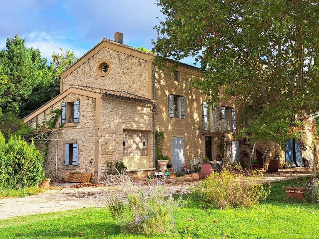 Maison 7 pièces 272 m²