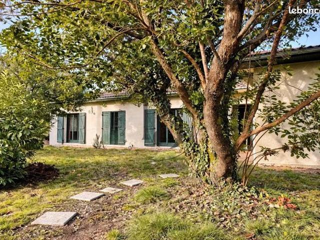 Maison 7 pièces 272 m²
