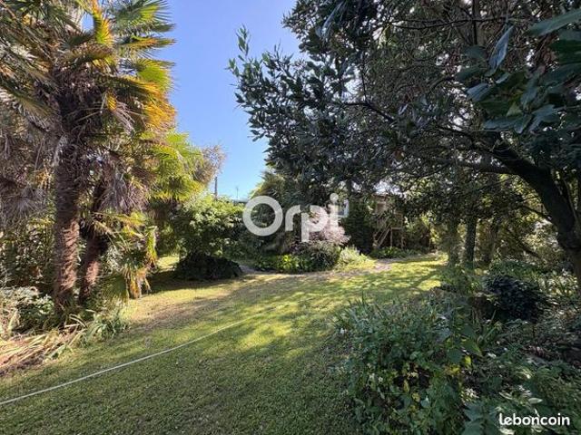 Maison 7 pièces 272 m²