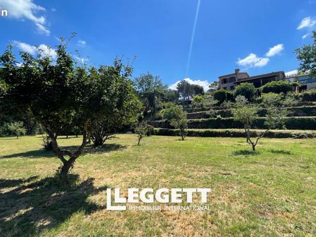 Maison 7 pièces 273 m²
