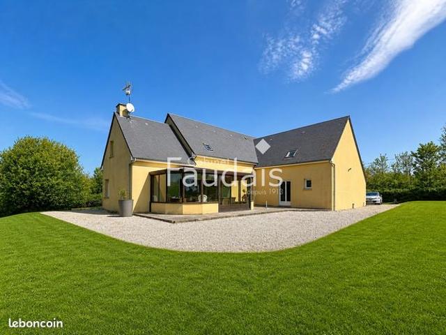 Maison 7 pièces 273 m²