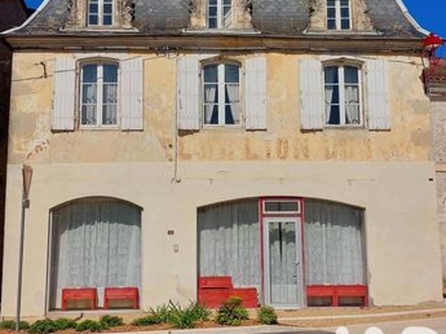 Maison 7 pièces 273 m²