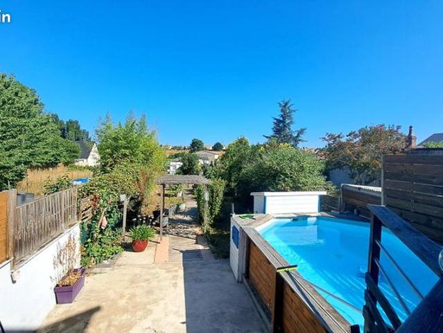 Maison 7 pièces 284 m²