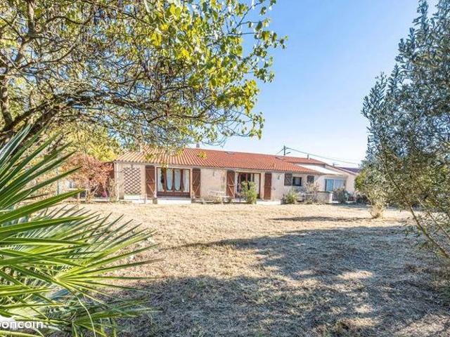 Maison 7 pièces 284 m²