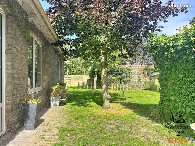 Maison 7 pièces 285 m²
