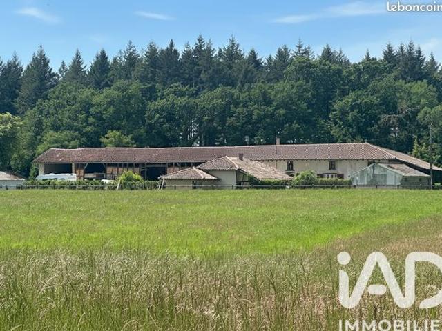 Maison 7 pièces 286 m²