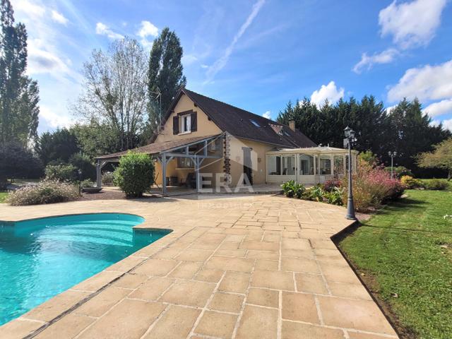Maison 7 pièces 286 m²