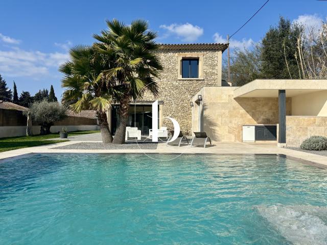 Maison 7 pièces 288 m²