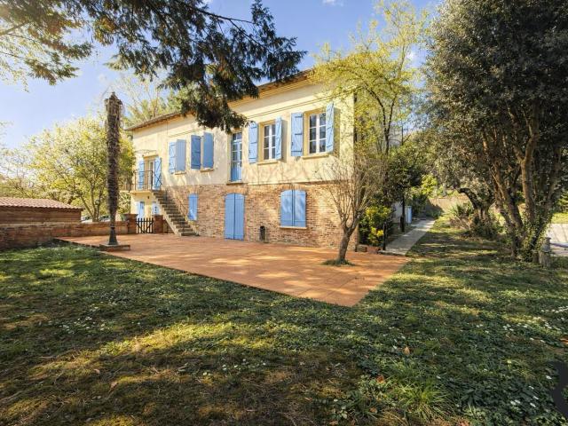 Maison 7 pièces 257 m²