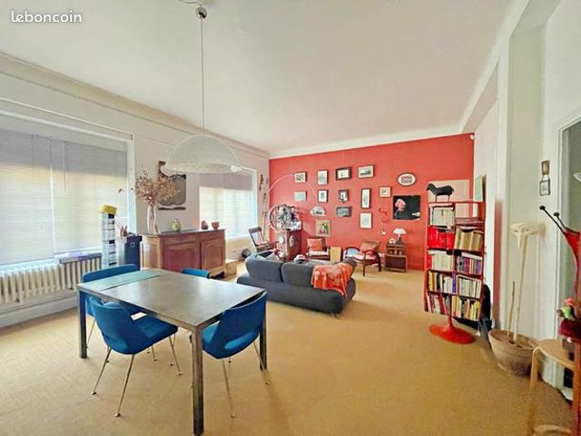 Maison 7 pièces 280 m²