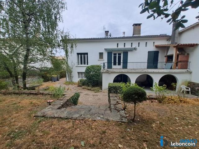 Maison 7 pièces 280 m²