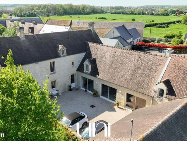 Maison 7 pièces 280 m²