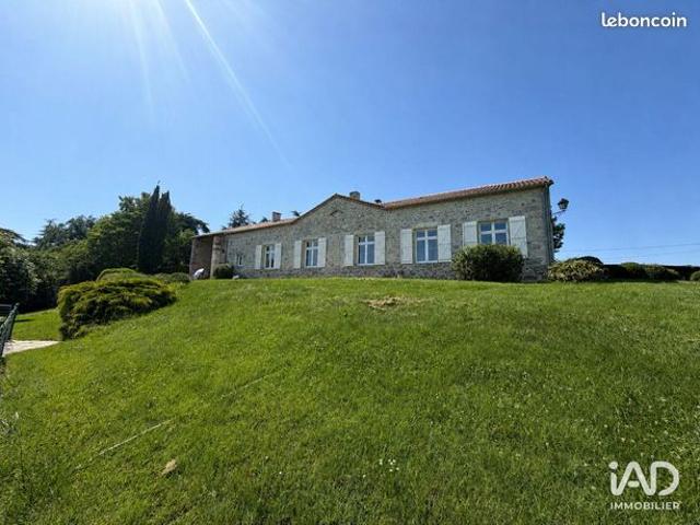 Maison 7 pièces 280 m²