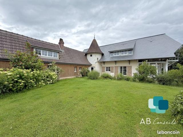 Maison 7 pièces 280 m²