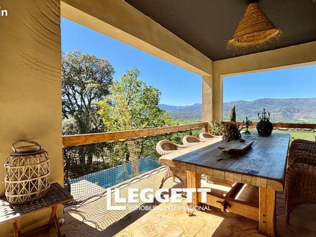 Maison 7 pièces 280 m²