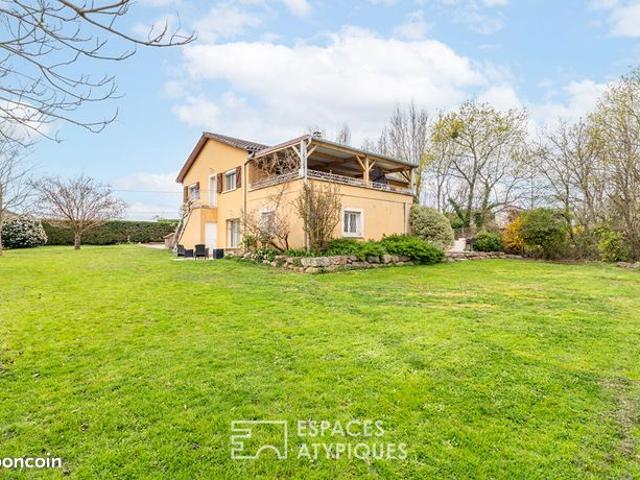 Maison 7 pièces 280 m²
