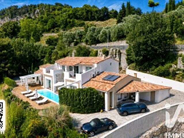Maison 7 pièces 282 m²