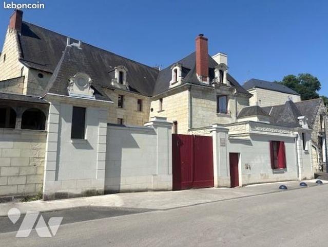 Maison 7 pièces 282 m²