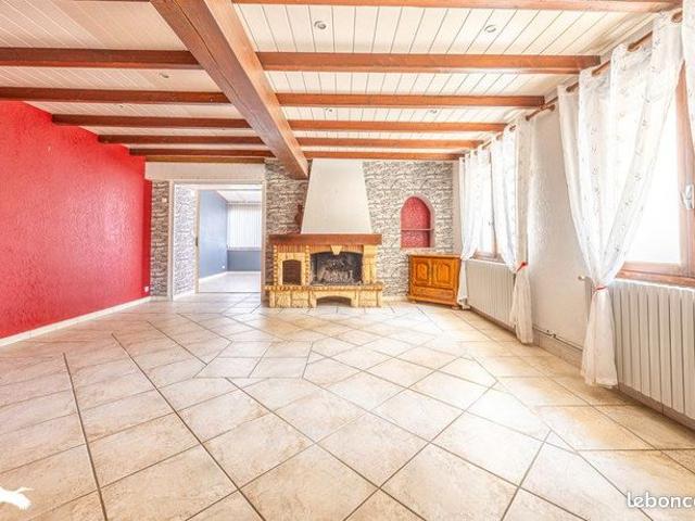 Maison 7 pièces 283 m²