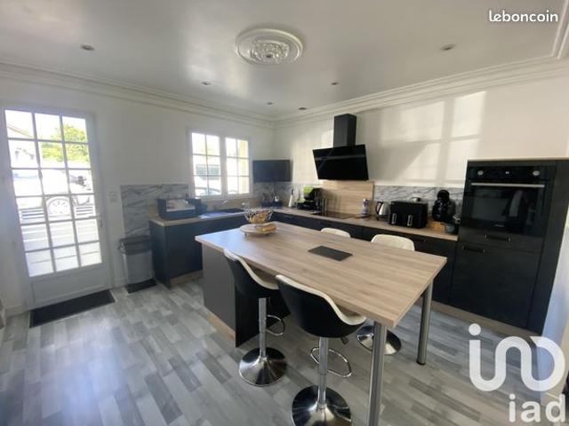 Maison 7 pièces 283 m²