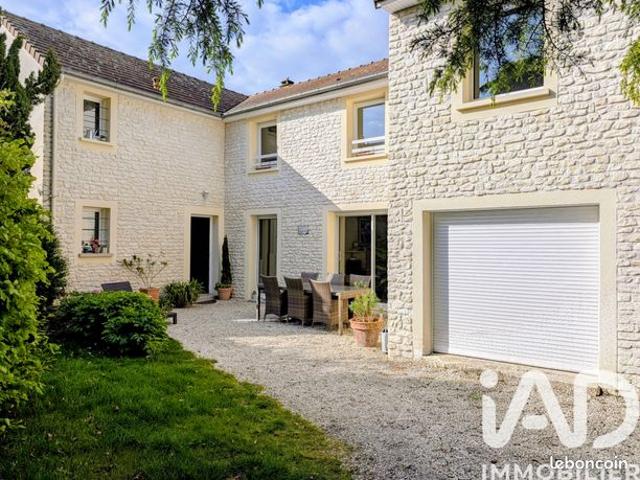 Maison 7 pièces 295 m²
