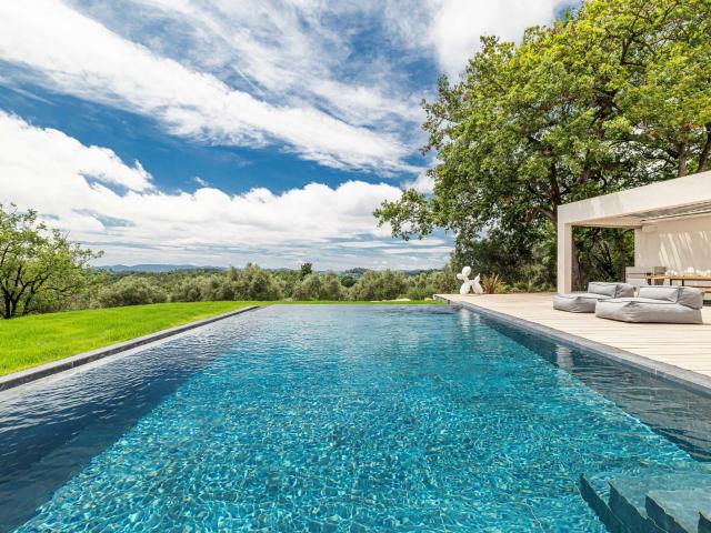 Maison 7 pièces 295 m²