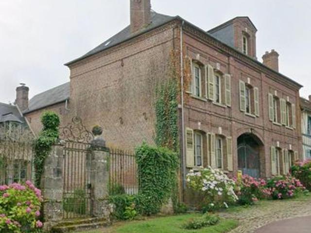 Maison 7 pièces 296 m²