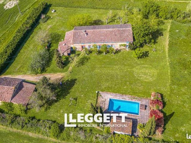 Maison 7 pièces 296 m²
