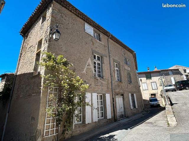 Maison 7 pièces 297 m²