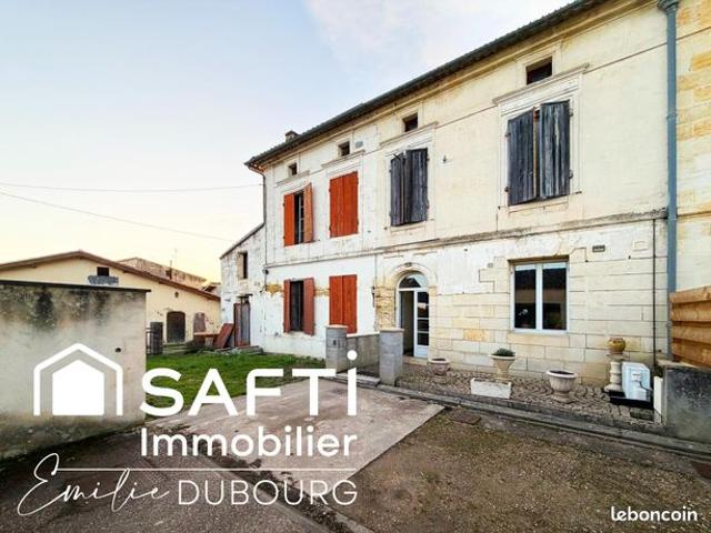 Maison 7 pièces 297 m²