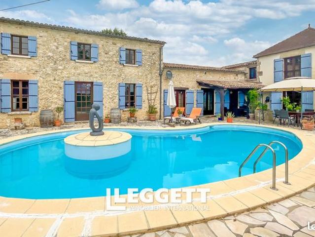 Maison 7 pièces 290 m²