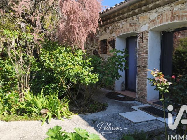 Maison 7 pièces 291 m²